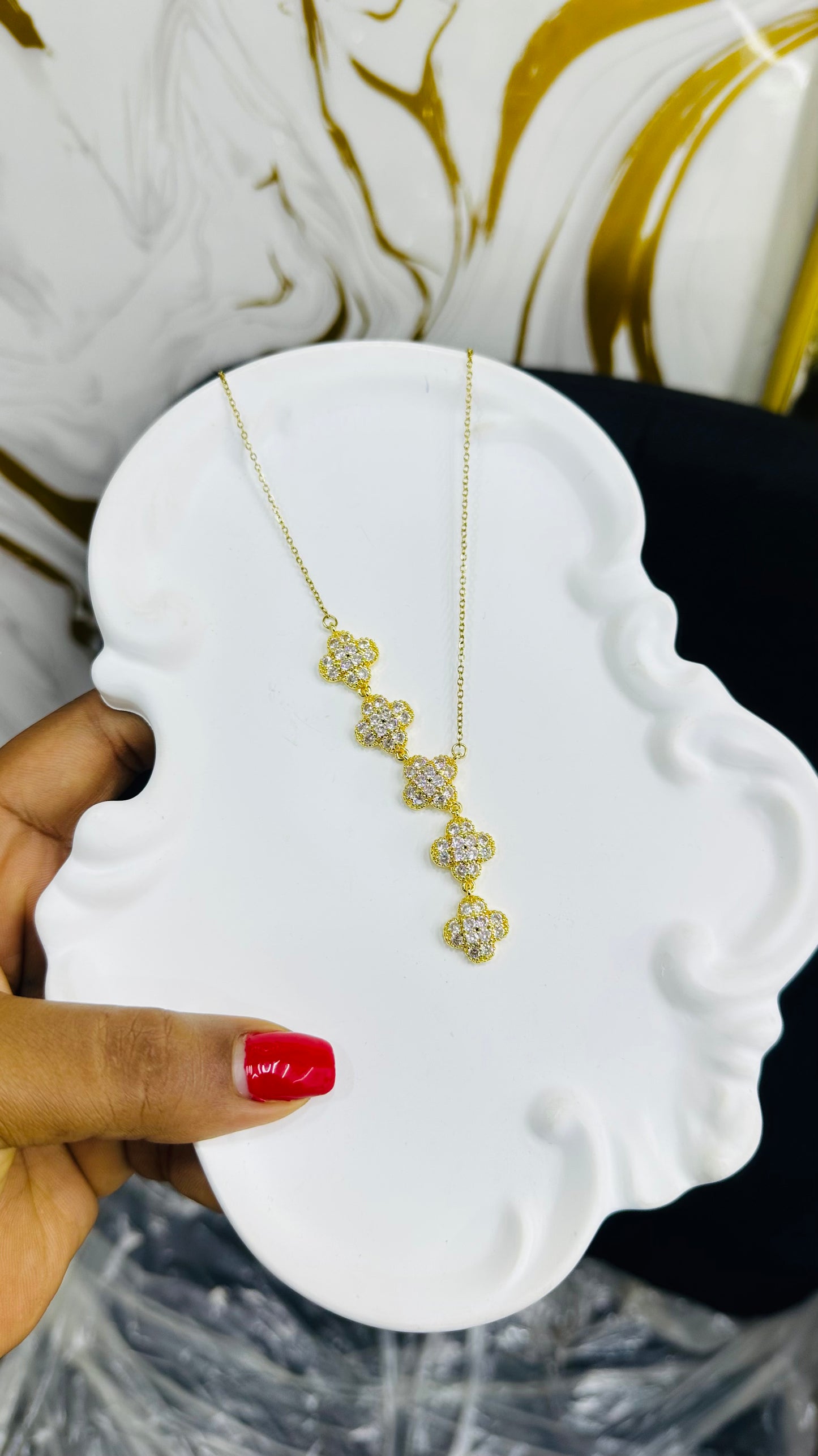 Single Zirconia Necklace