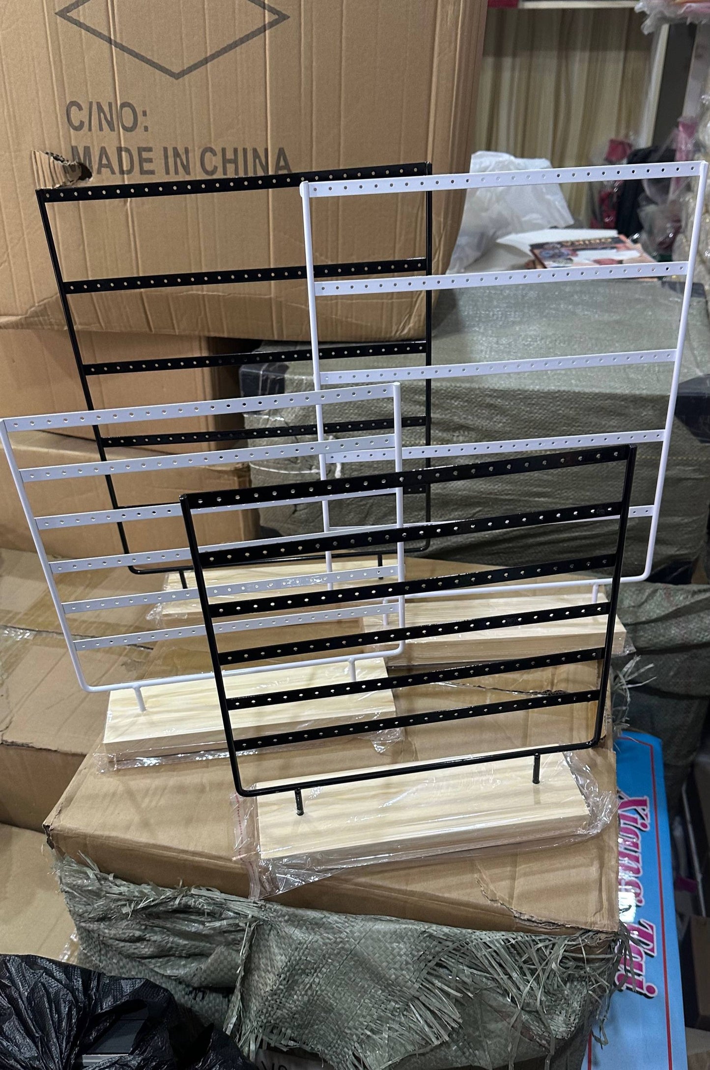 Earrings display rack