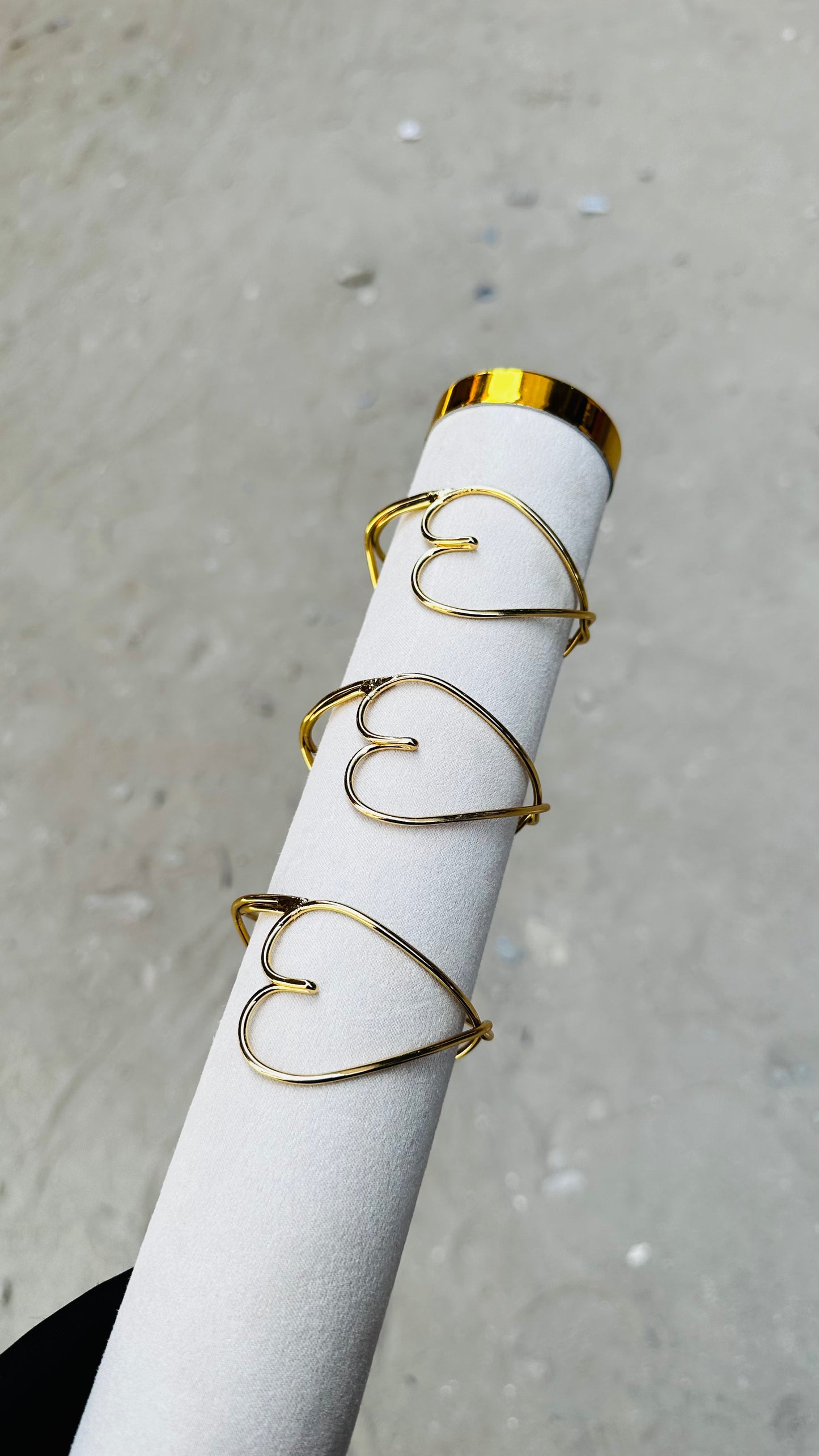 Dahlia feminine bangles