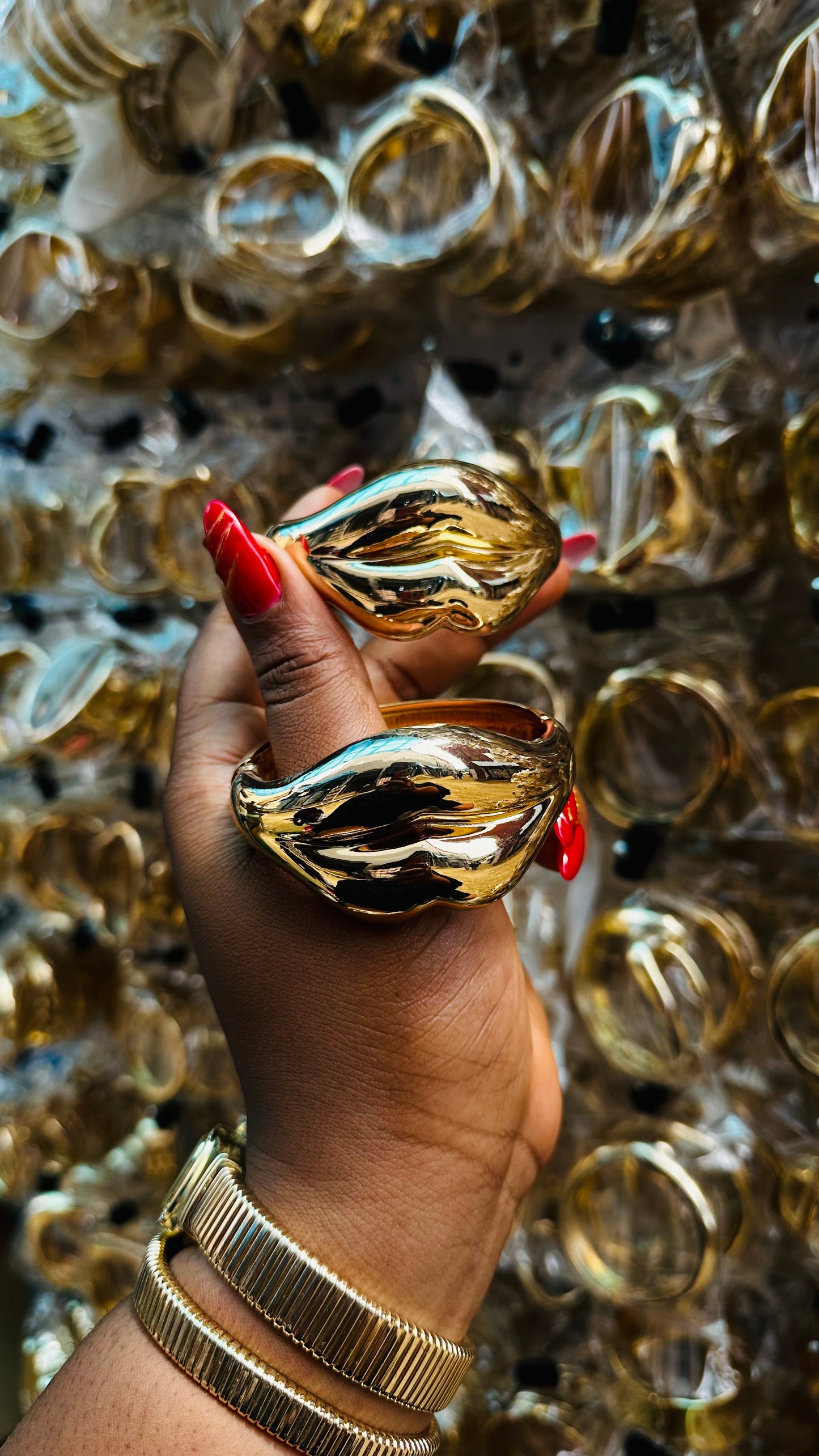 Chunky bangles (gold)