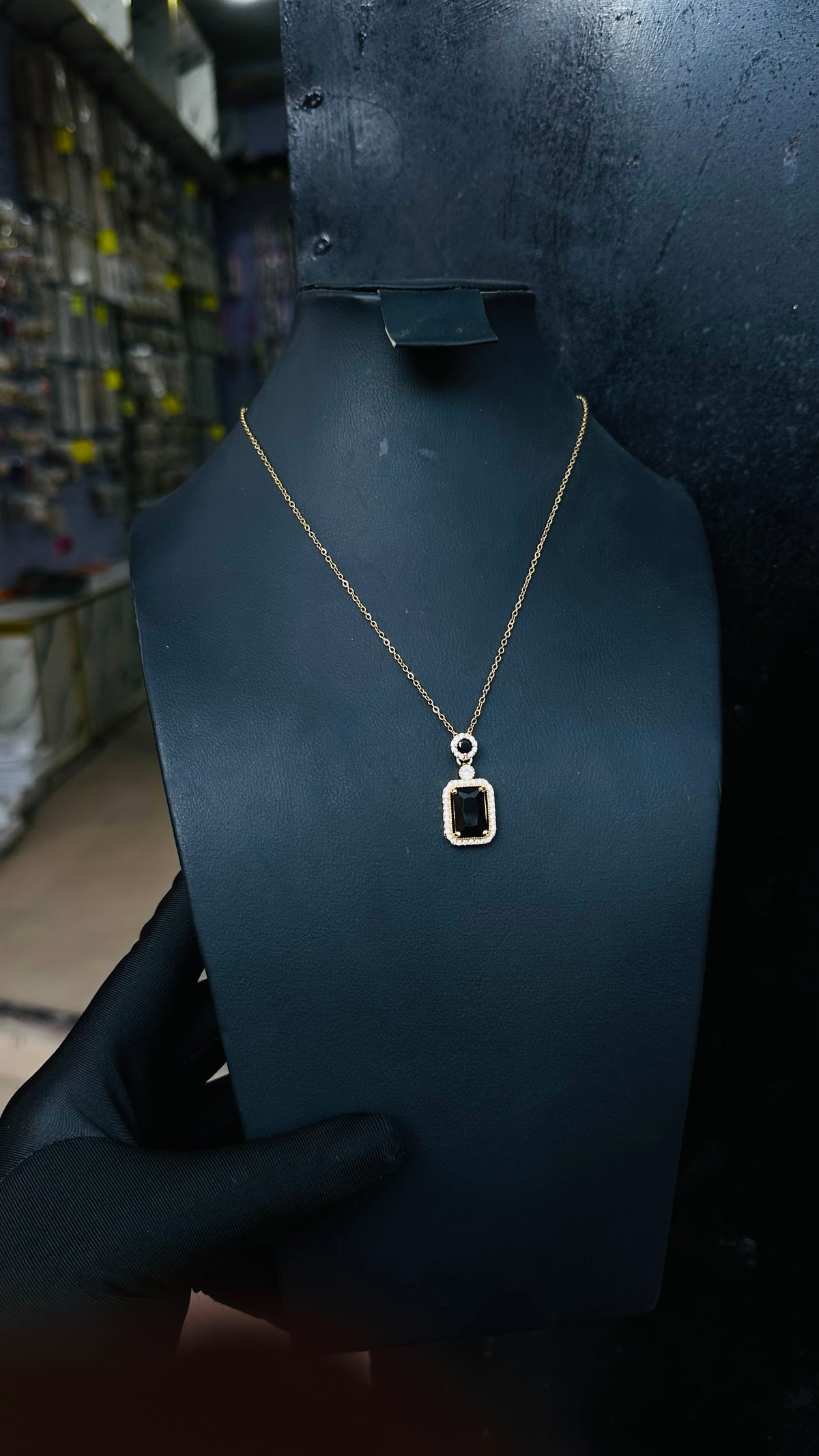 Ladies necklace (gold)