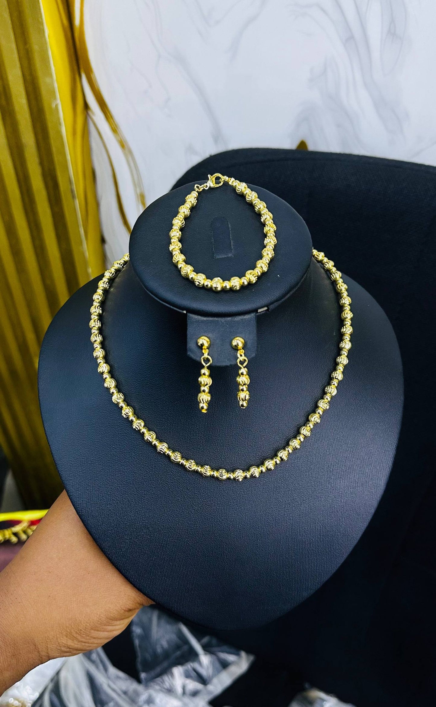 Simple Gold Jewelry Set