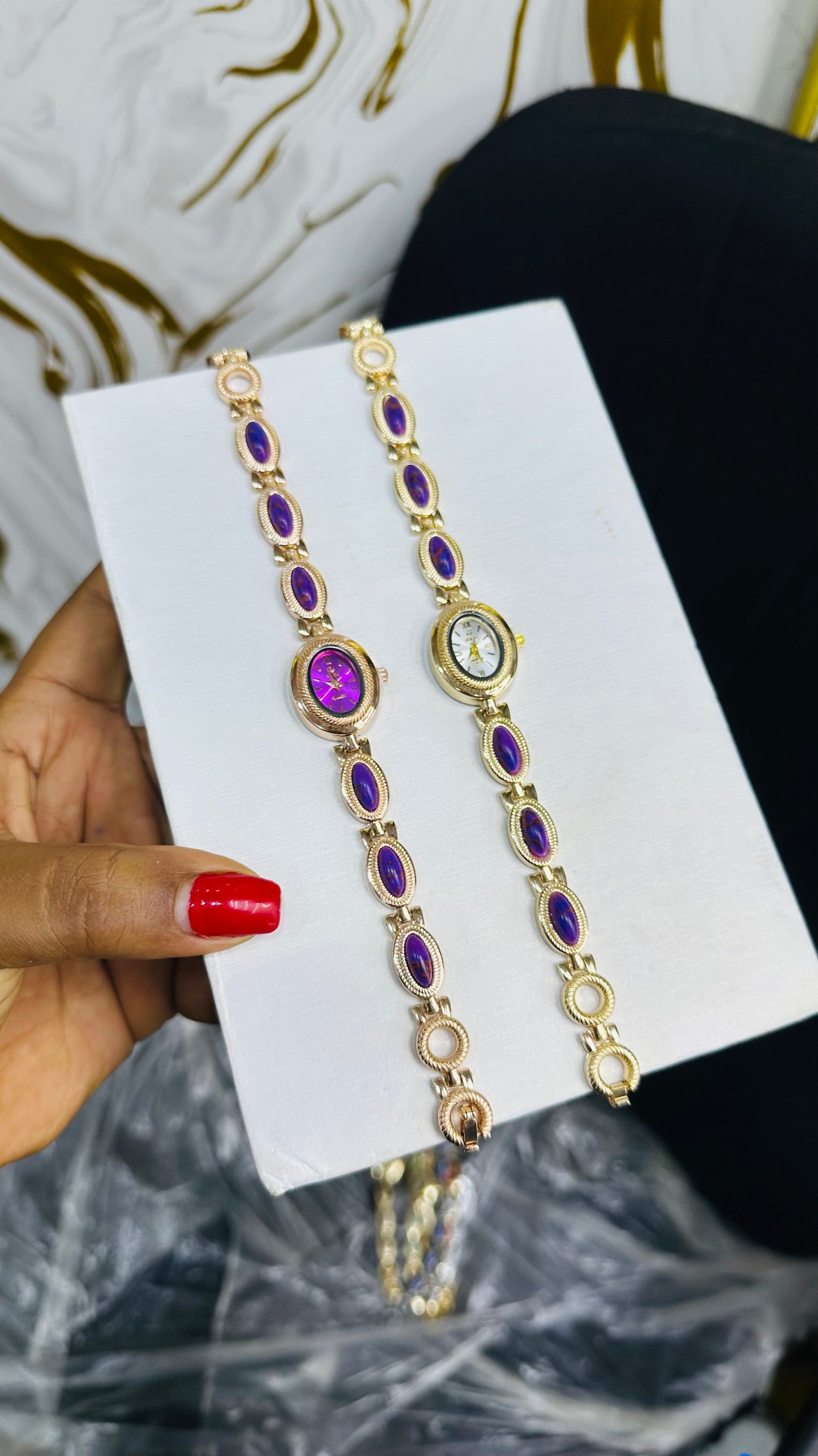 Slim bracelet Wristwatch