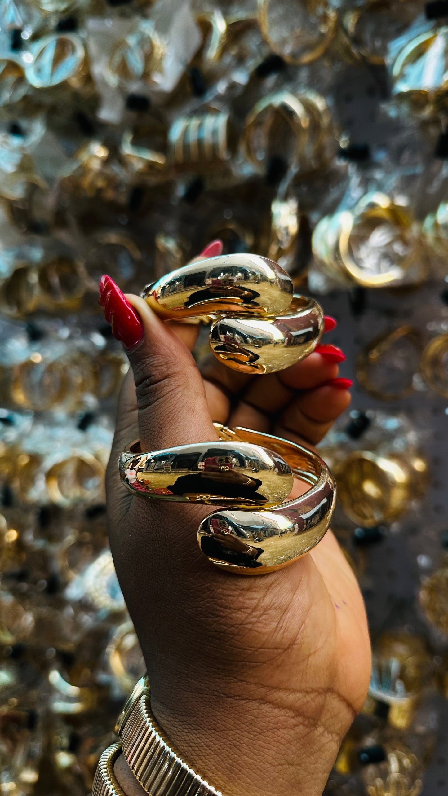 Chunky bangles (gold)