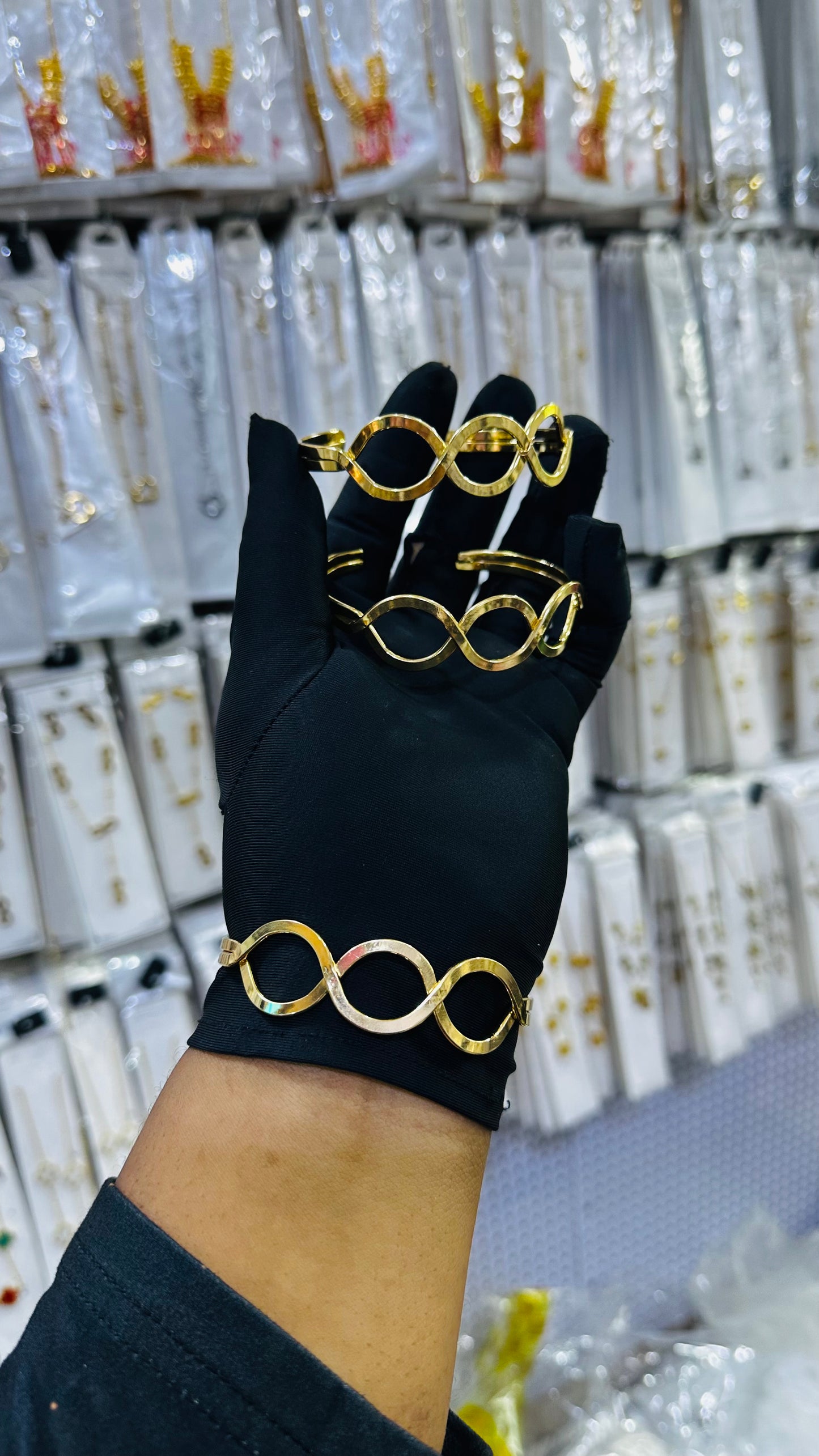 Amiga bangles🔥 (gold plated)