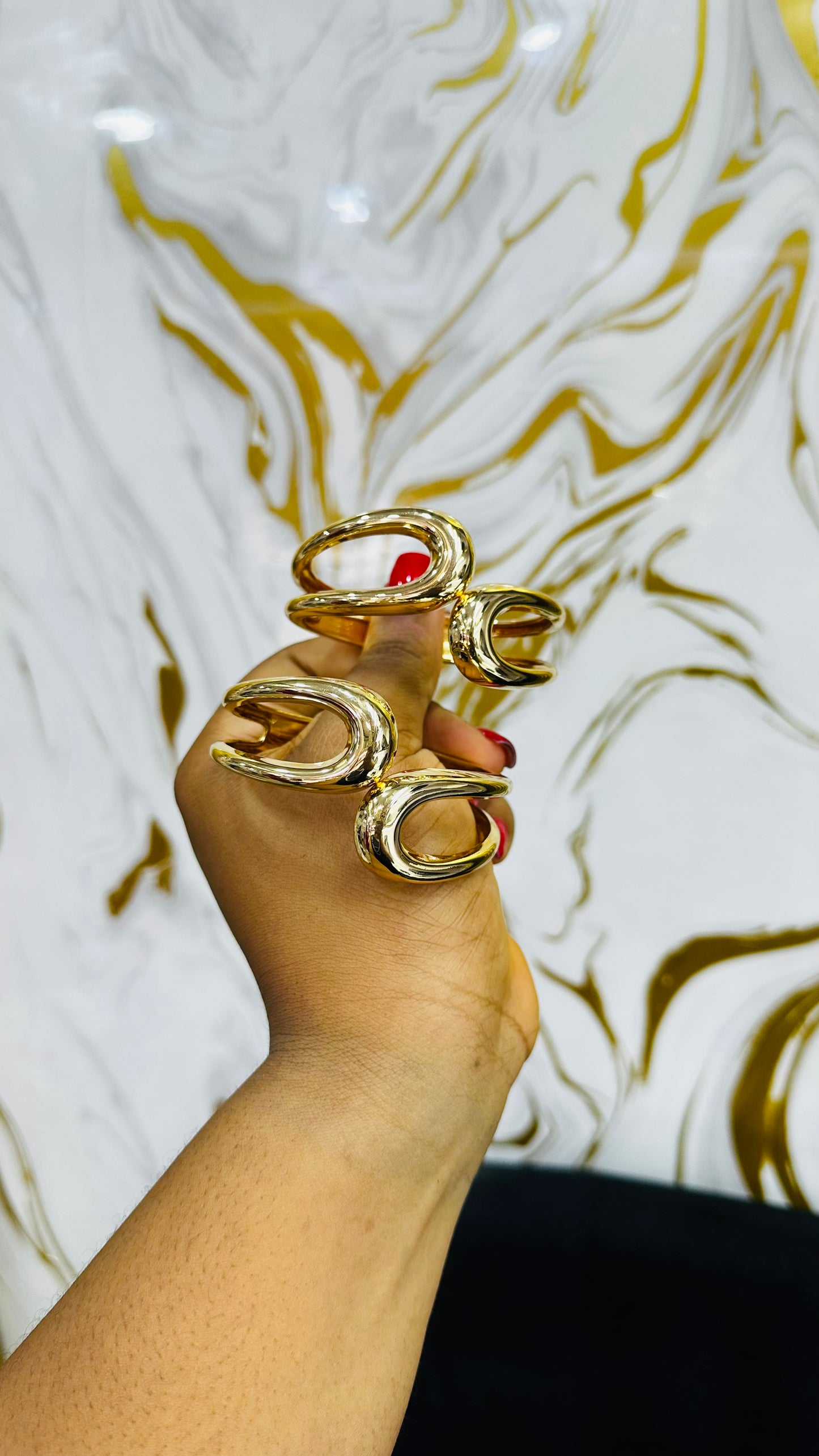 Chunky bangles (gold)