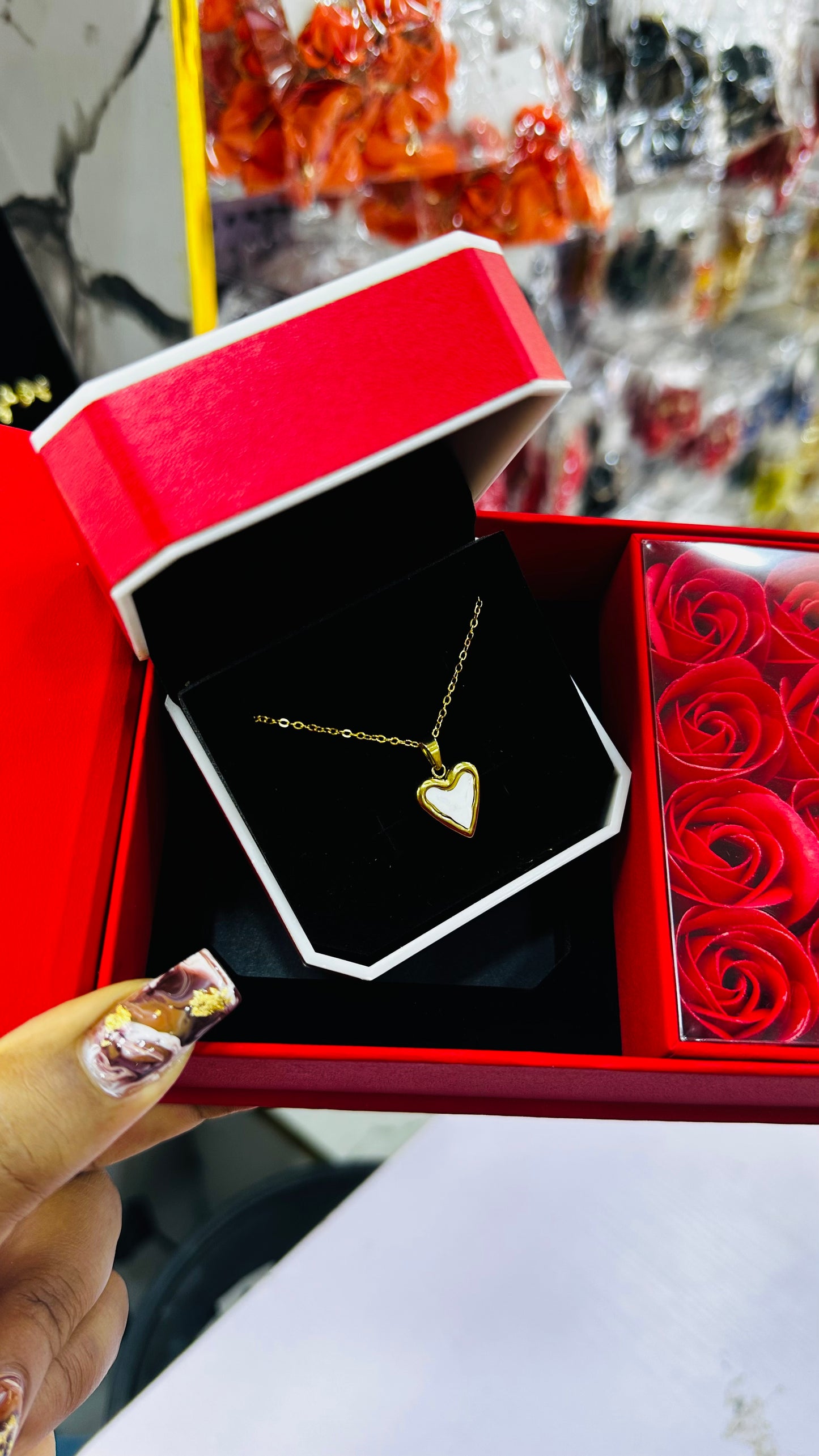 Plain Vintage Necklace