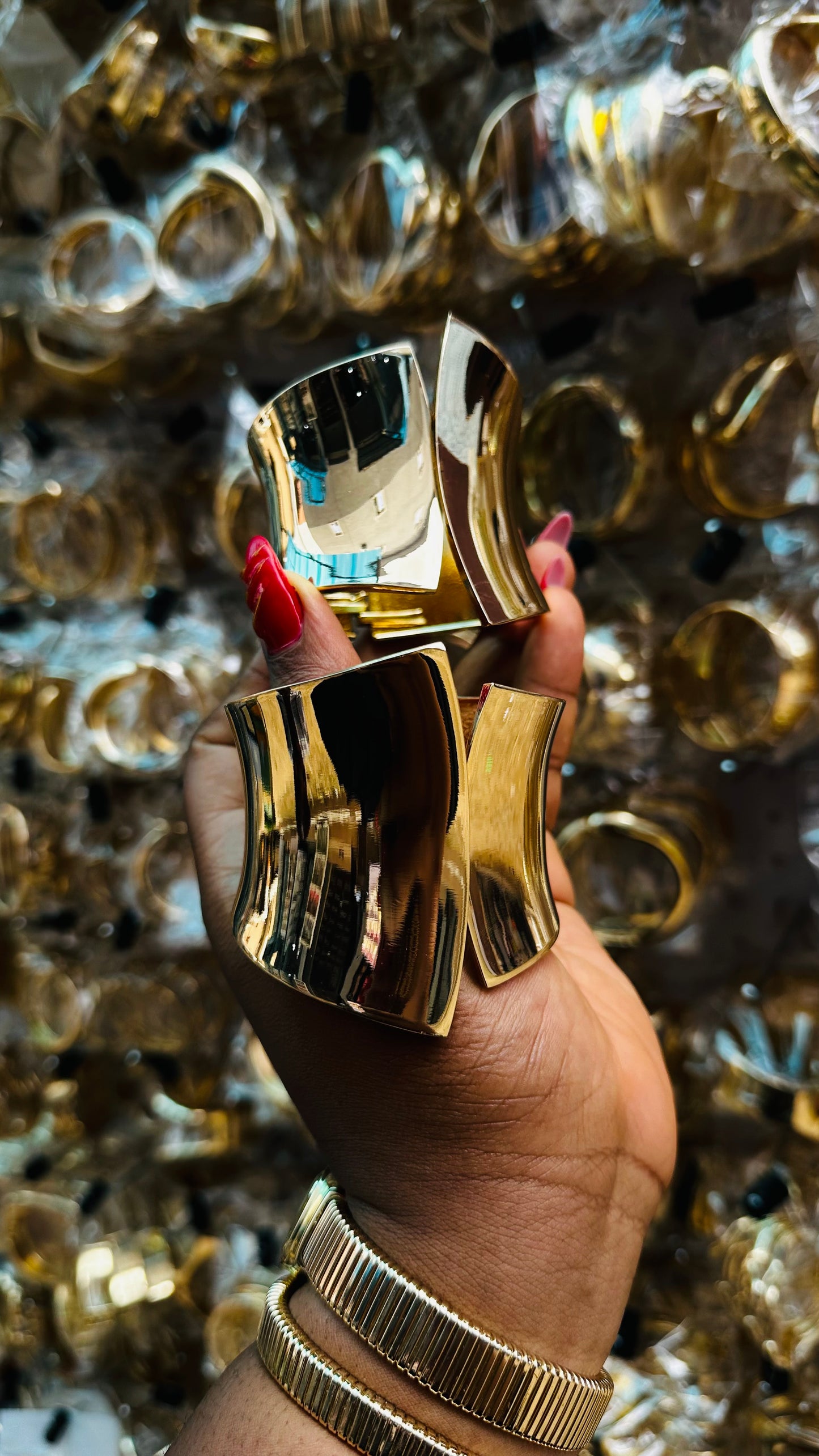 Chunky bangles (gold)