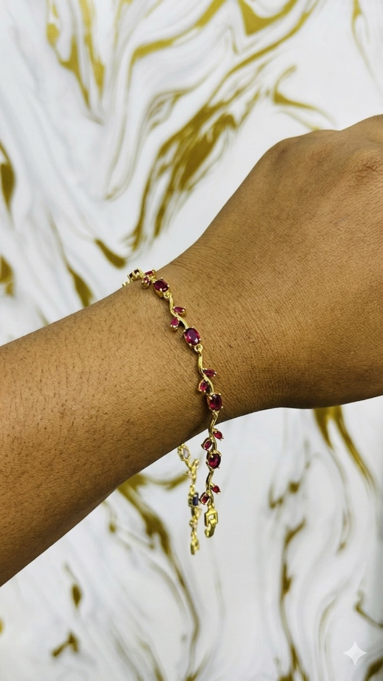 Dainty leaf Bracelet