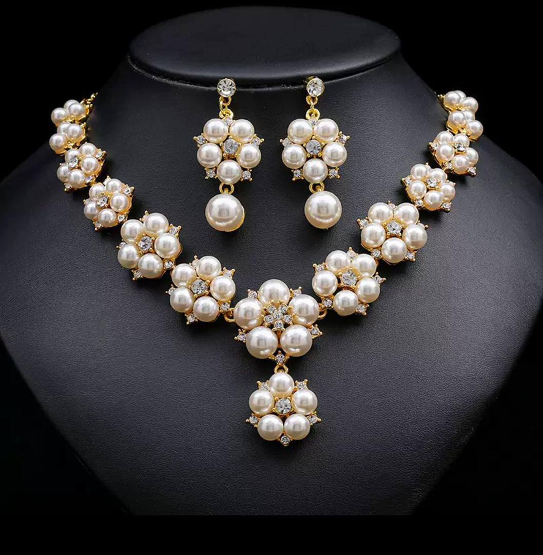 Chunky Pearl Jewelry set