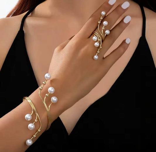 Pearl bangle & ring set