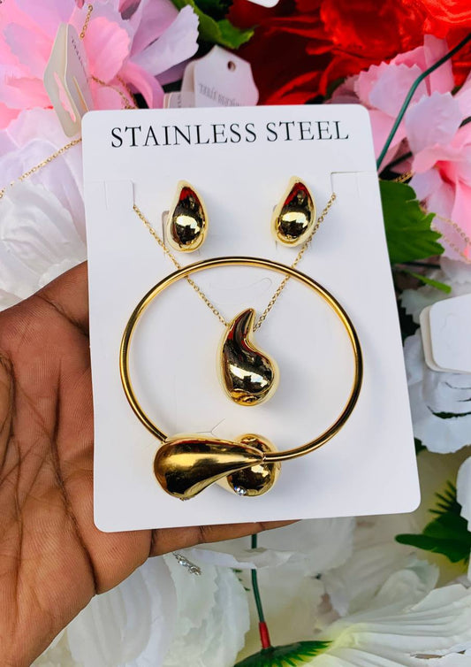 Tear drop Jewelry Set