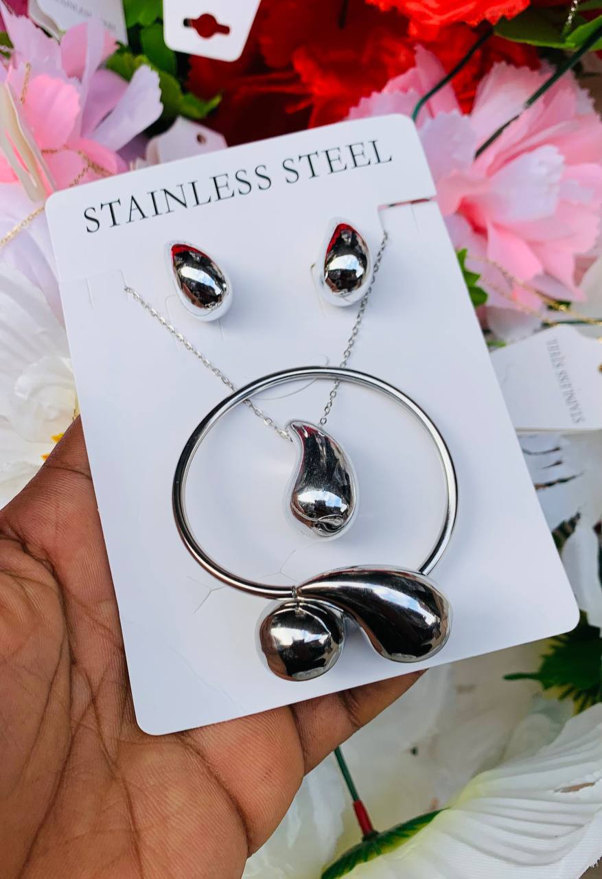 Tear drop Jewelry Set