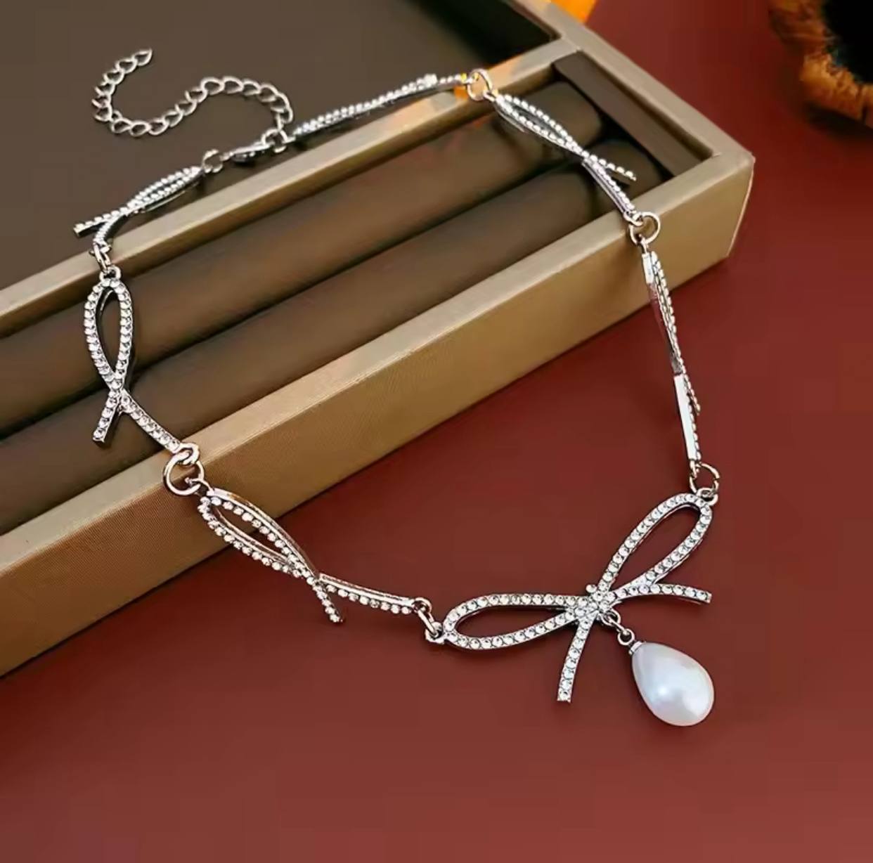 Bow Choker Neckpiece